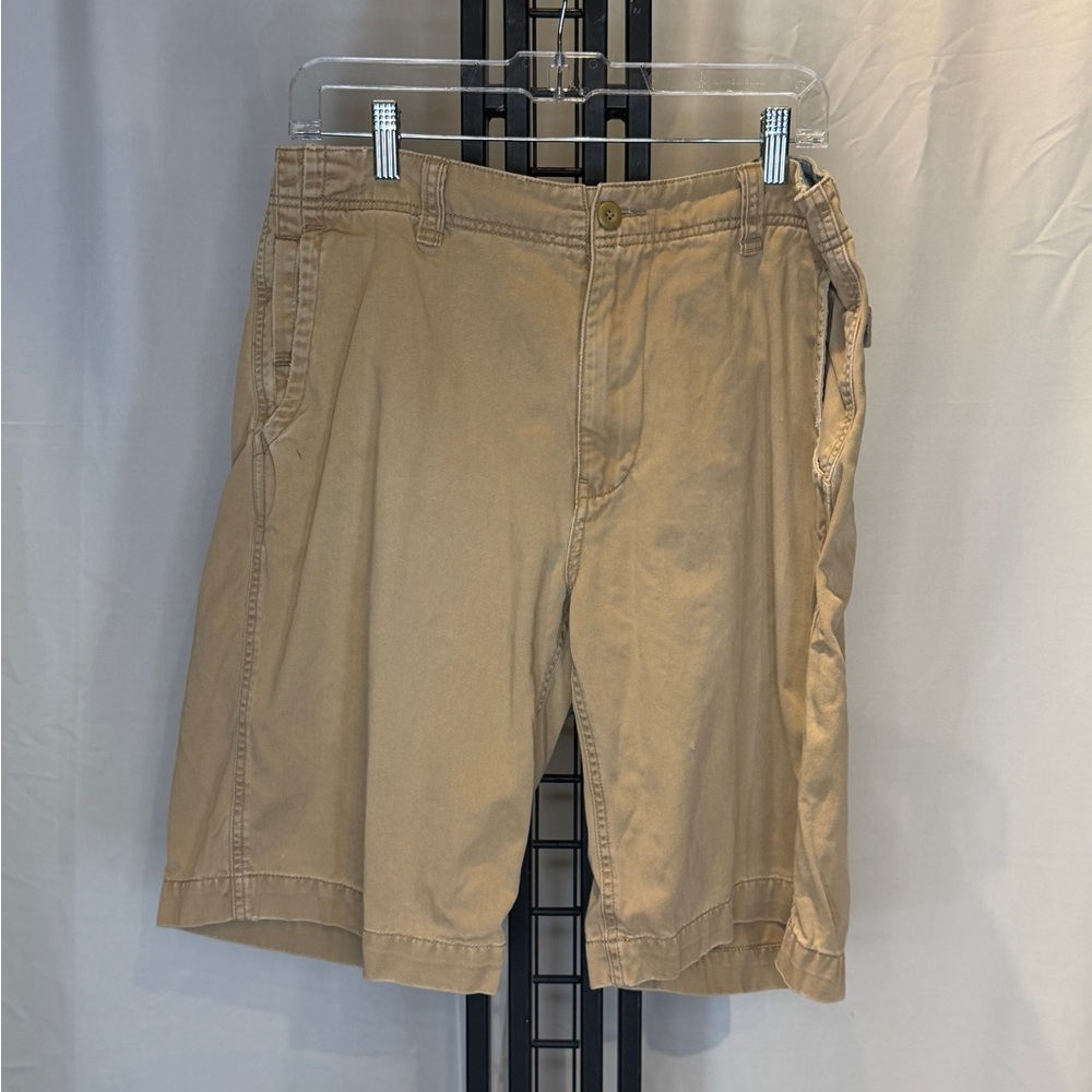 American Eagle Outfitters Men's Tan Cargo Shorts‎